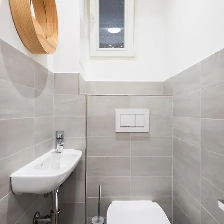 Family Flat Bartolomejska * Praag