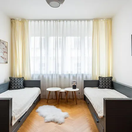 Apartment Family Flat Bartolomejska *